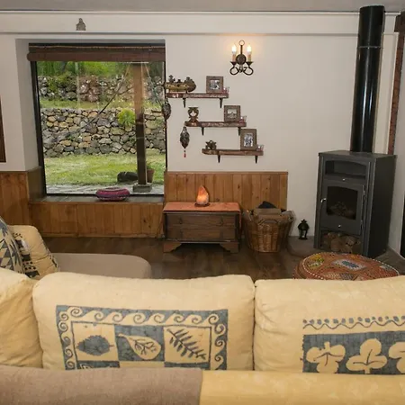 Home2book Volcano Views Eco-house *