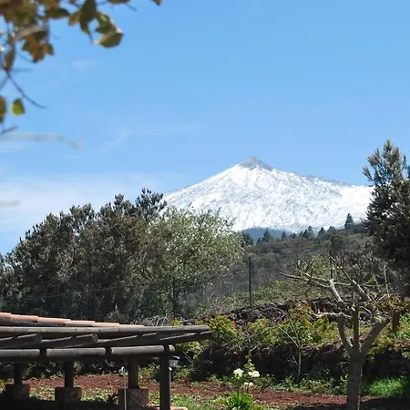شاليه Home2book Volcano Views Eco-house