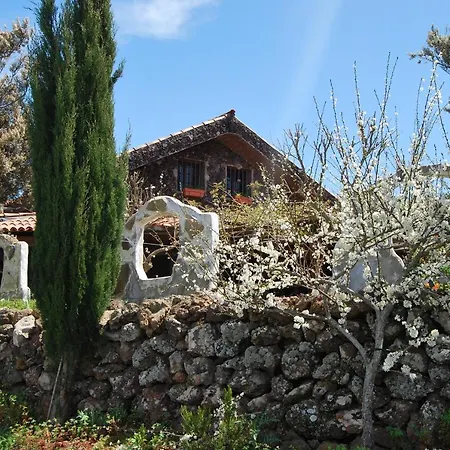 شاليه Home2book Volcano Views Eco-house